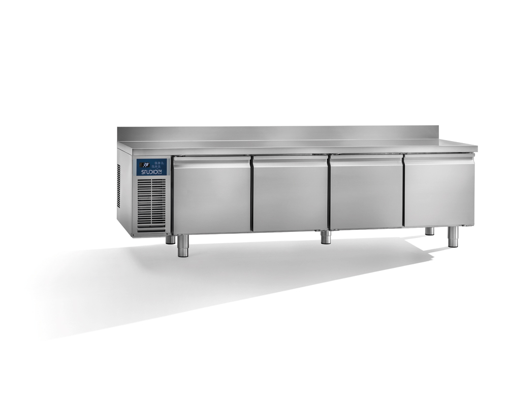 Unterbau-Umluftkühltisch mit Aufkantung 4 x1/1 GN 66517040